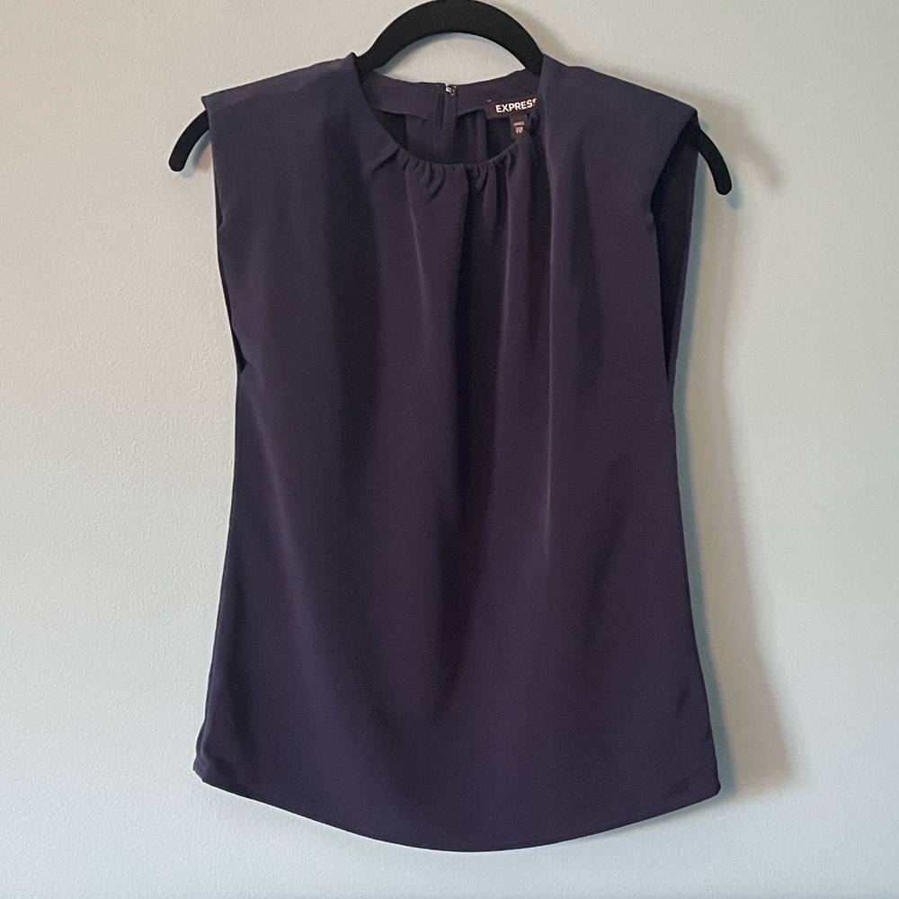 NWT Express padded shoulder sleeveless shirt